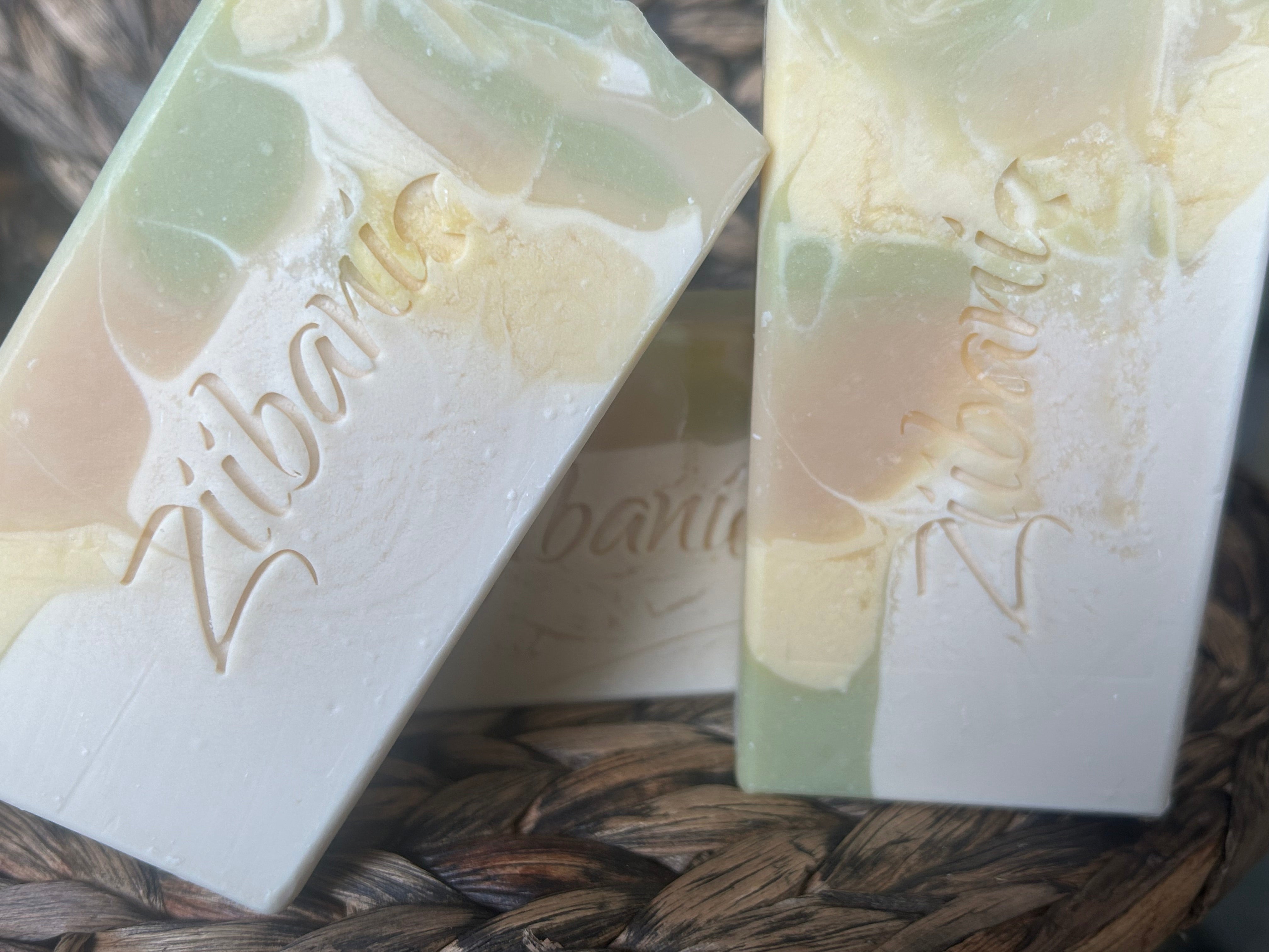 LEMONGRASS LUXURY SOAP