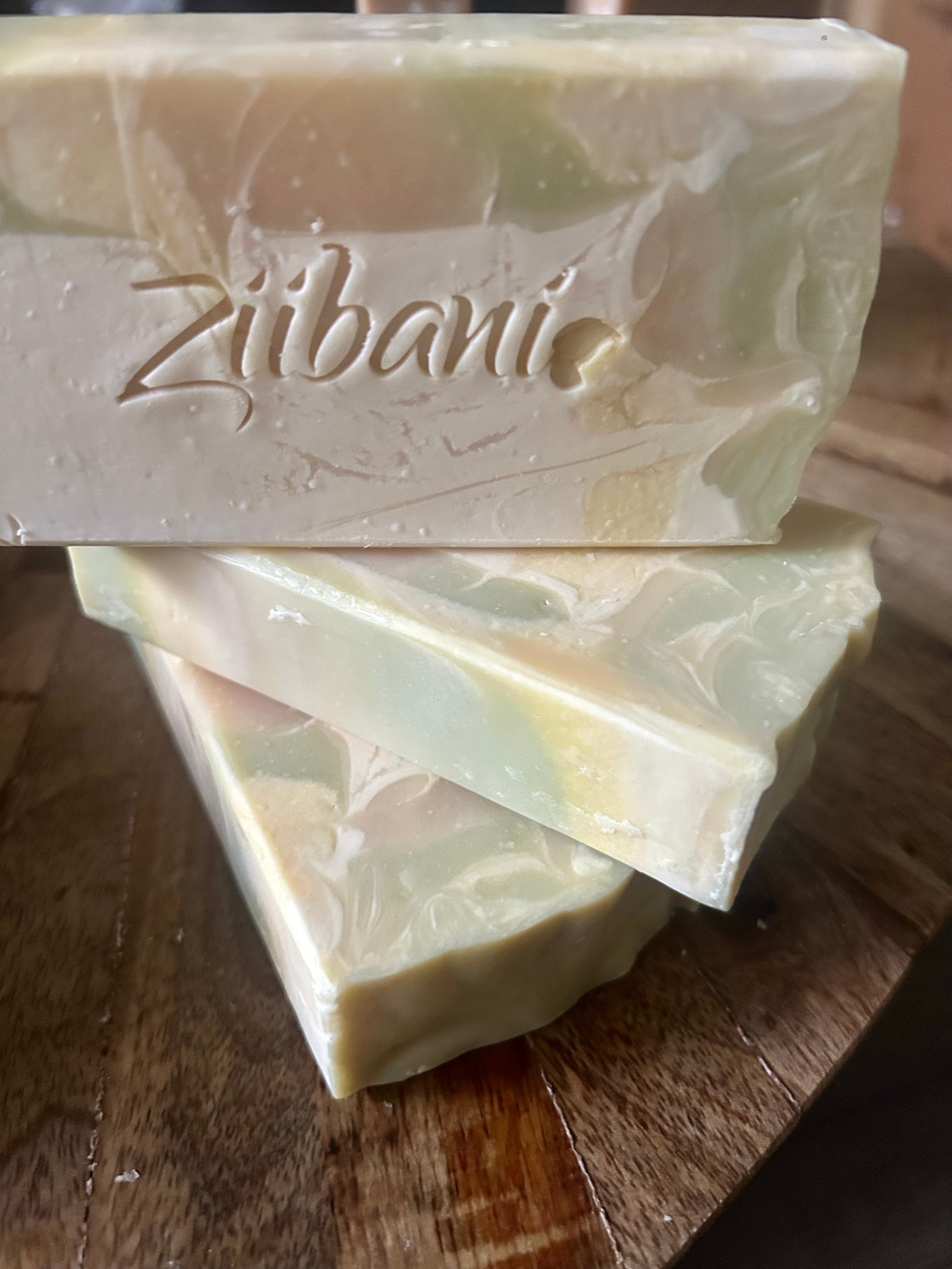 LEMONGRASS LUXURY SOAP