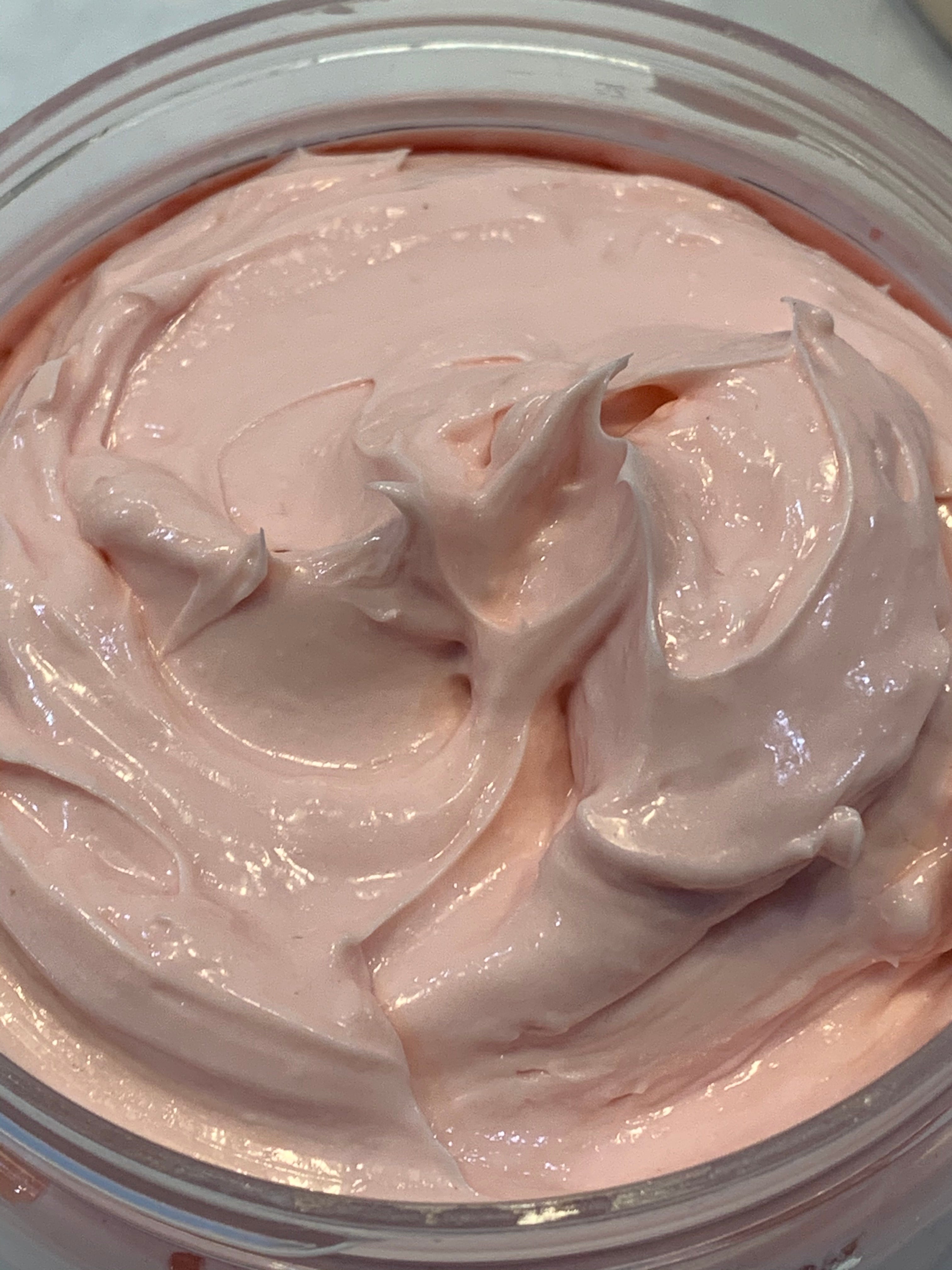 PINK GRAPEFRUIT WHIPPED MOISTURIZING BODY BUTTER